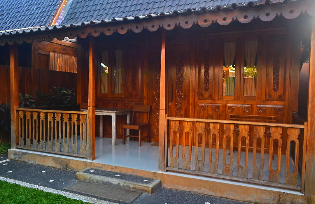 Joglo Villa Bali-1